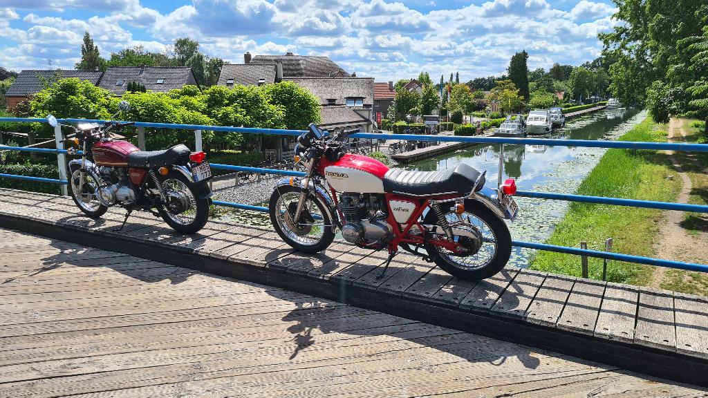 HONDA CB550 1977, heeft in totaal + 10D gekost, Motoren, Sportuitlaat, Occasion, 4 cilinders, Meer dan 35 kW