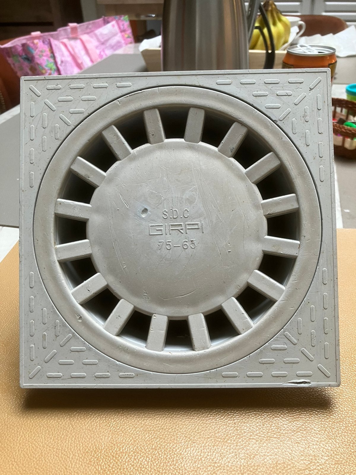 Klokrooster - afvoerrooster - regenwaterputje in harde PVC., Afvoer, Gebruikt, Ophalen of Verzenden, Minder dan 2 meter