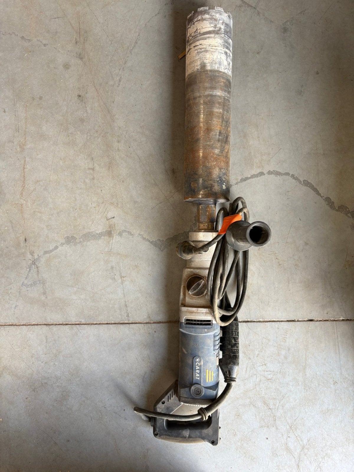 Perceuse à carats avec forets diamantés, Enlèvement, Utilisé, Perceuse, 600 watts ou plus