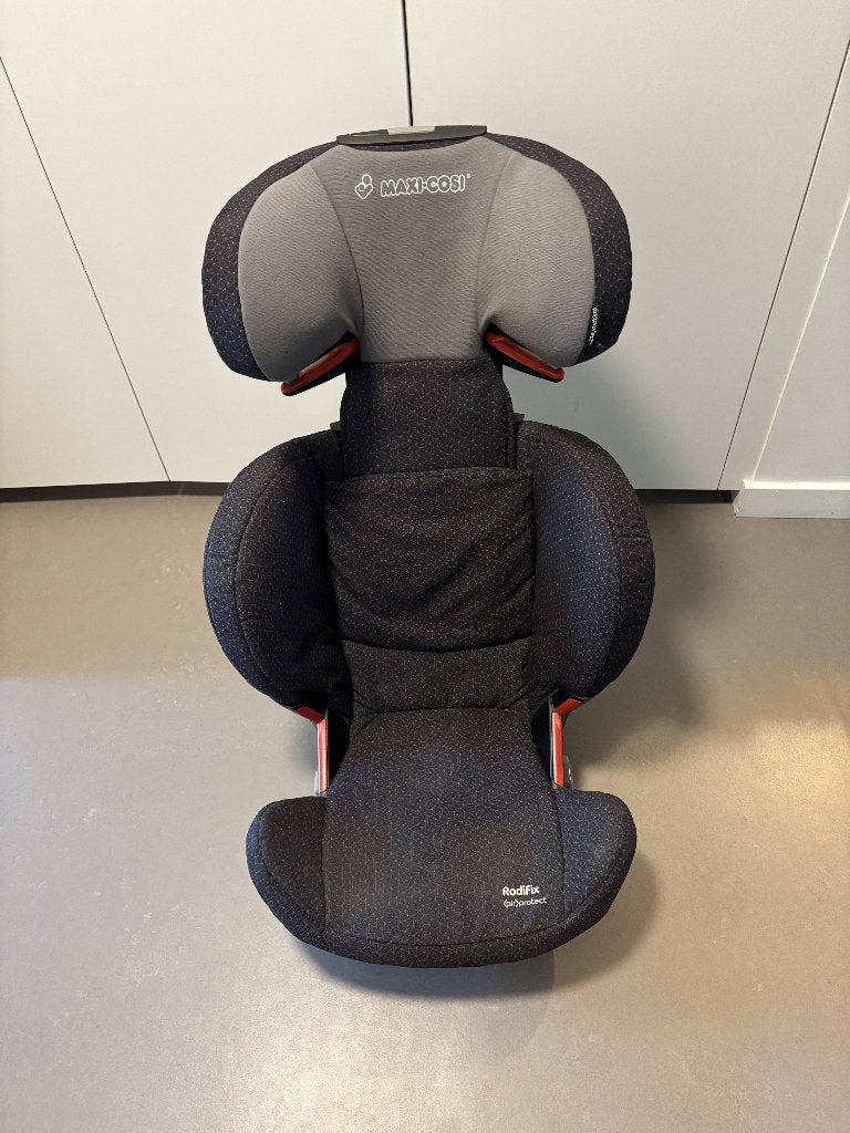 Auto stoel Maxi-Cosi Rodifix airprotect (met isofix), Ophalen, Verstelbare rugleuning, 15 t/m 36 kg, Zo goed als nieuw