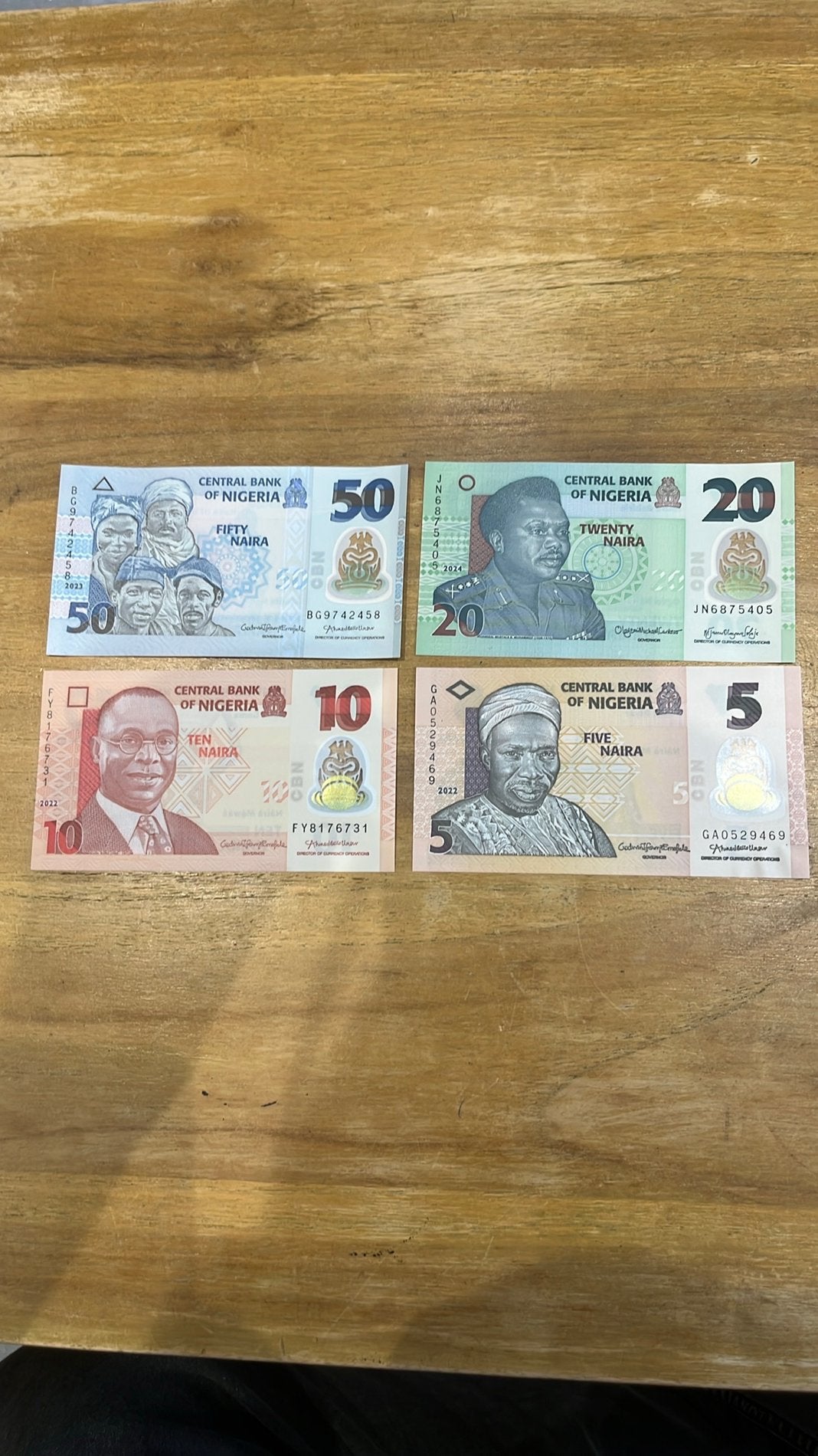 4 billets du Nigeria, Enlèvement ou Envoi