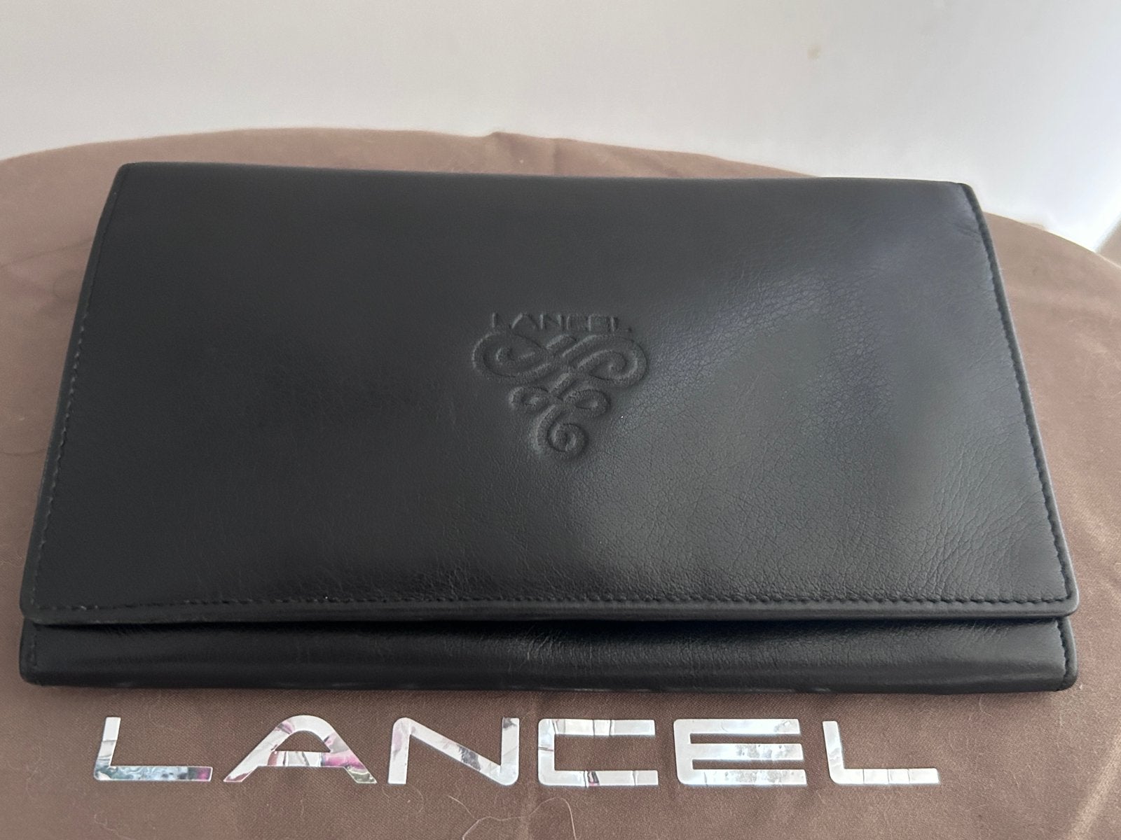Lancel portefeuille cuir noir, Bijoux, Sacs & Beauté, Enlèvement ou Envoi, Comme neuf, Noir, Cuir