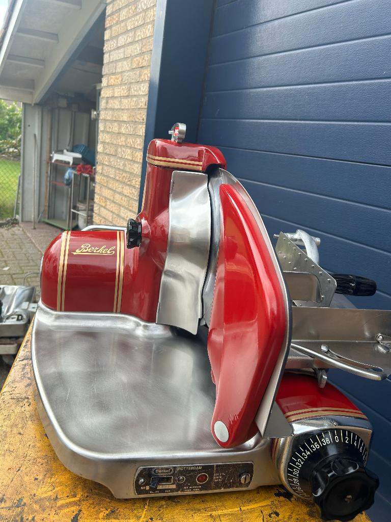 Berkel 834 snijmachine in absolute perfecte staat !!!, Zakelijke goederen, Horeca | Overige, Ophalen