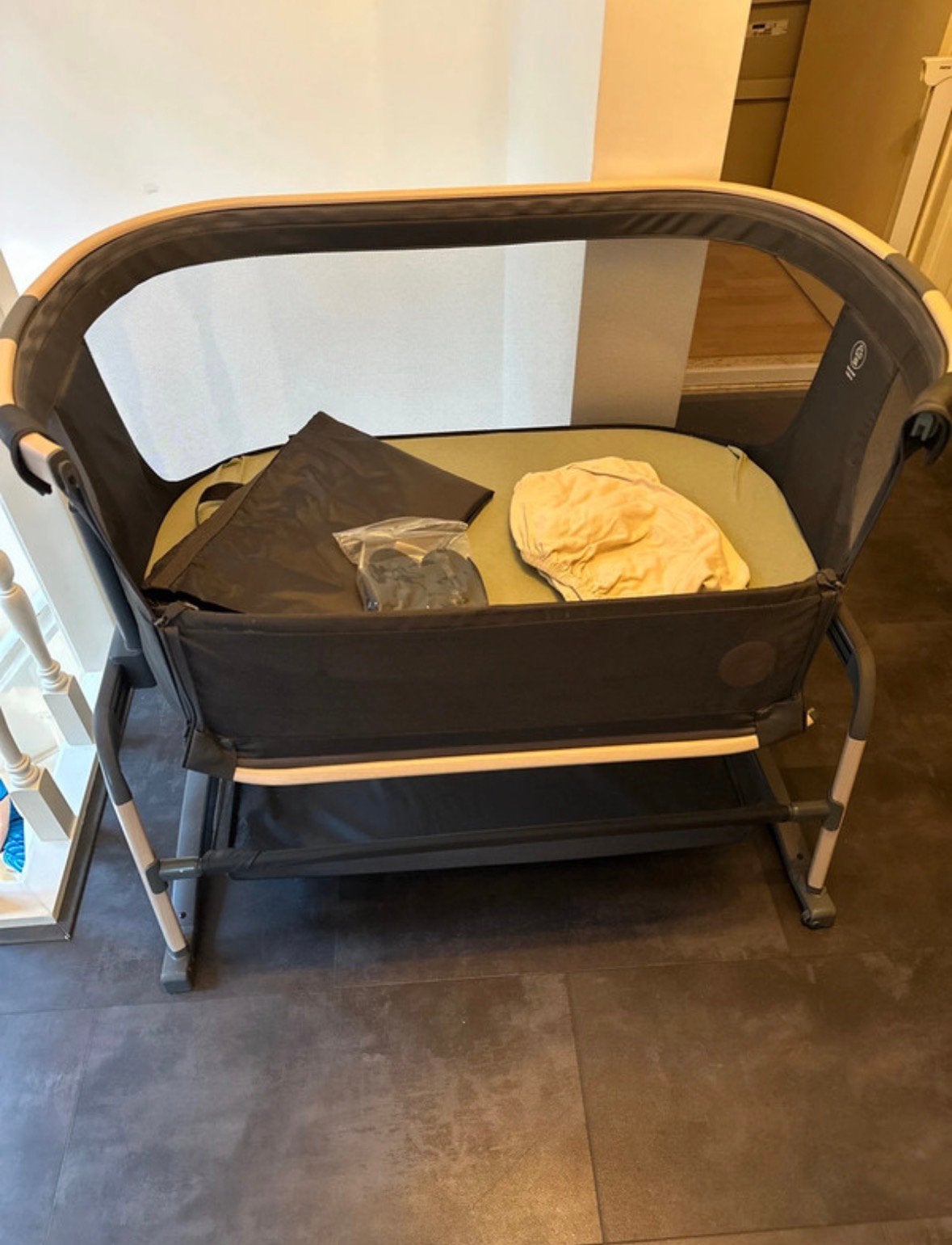 Maxi-Cosi Iora Air - Bedside Sleeper, Enlèvement