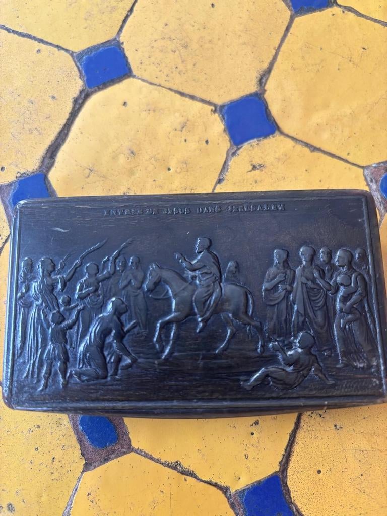 Snuifdoos versierd met de afbeelding van de intocht van Jezu, Antiek en Kunst