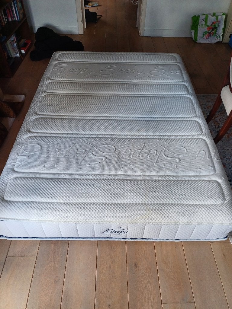 Matras 140cm, Huis en Inrichting, Ophalen, 140 cm, Zo goed als nieuw, Twijfelaar