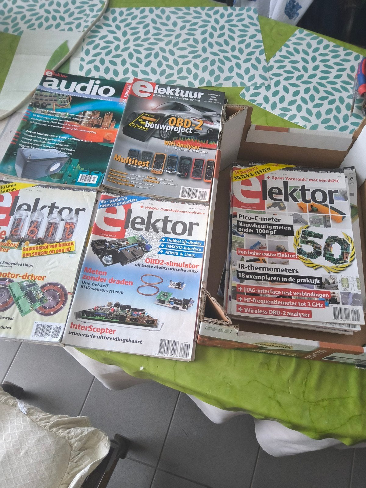 ELEKTOR VAN 2009,TOT 2016,,,,,    17 stuks, Ophalen of Verzenden