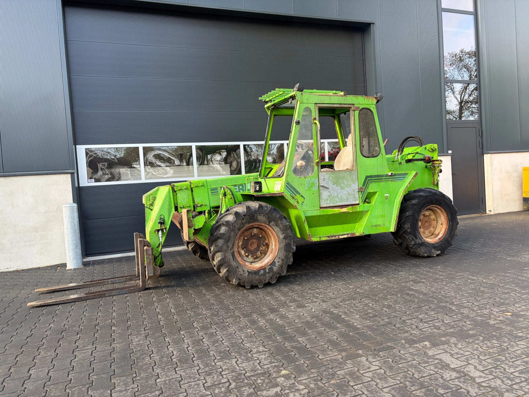 Merlo P30.11 verreiker (année de construction 1990), Chariot télescopique