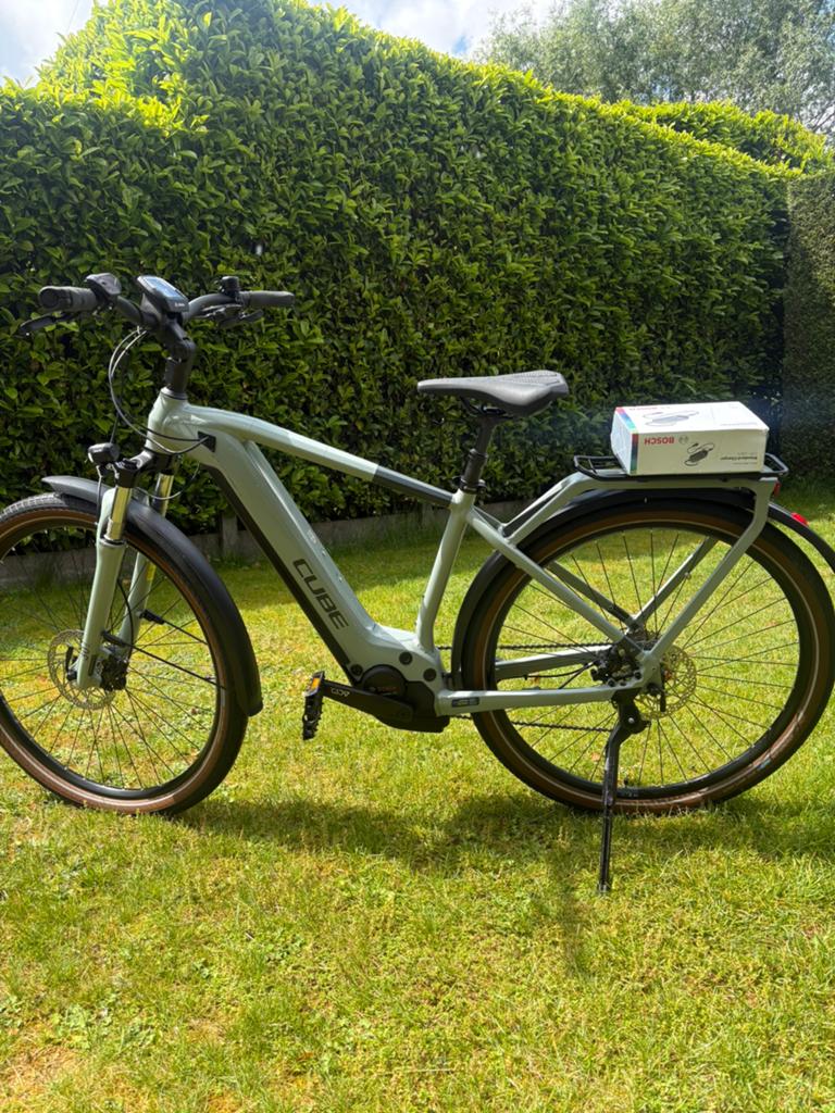 Cube touring pro, Fietsen en Brommers, Ophalen, Zo goed als nieuw, Cube