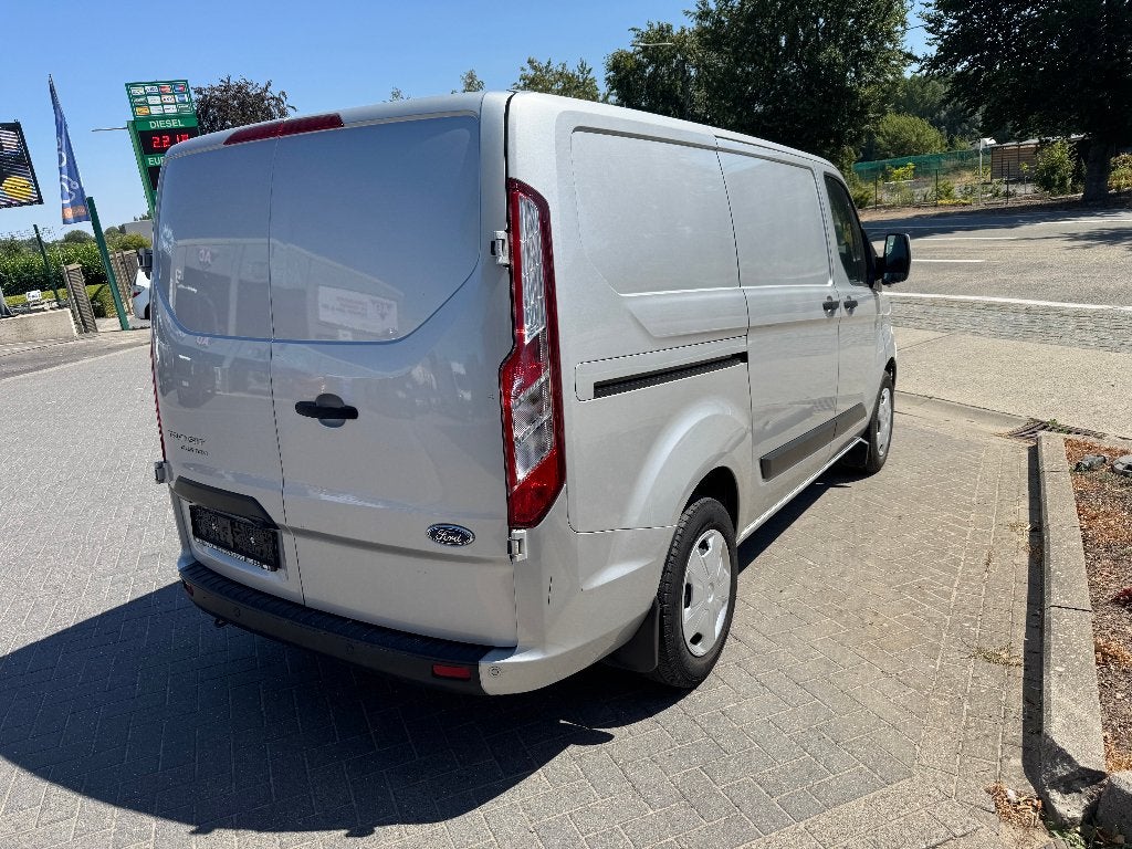 Ford Transit Custom 2023 85000km 15900€+btw, Auto's, Voorwielaandrijving, Stof, 4 cilinders, 5 deurs