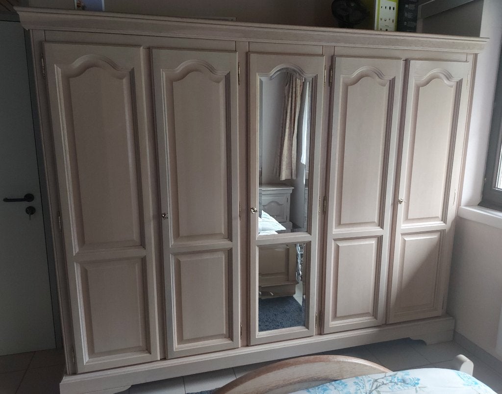 Armoire de chambre grande, haute, 200 cm ou plus, Utilisé, Avec porte(s), 50 à 75 cm