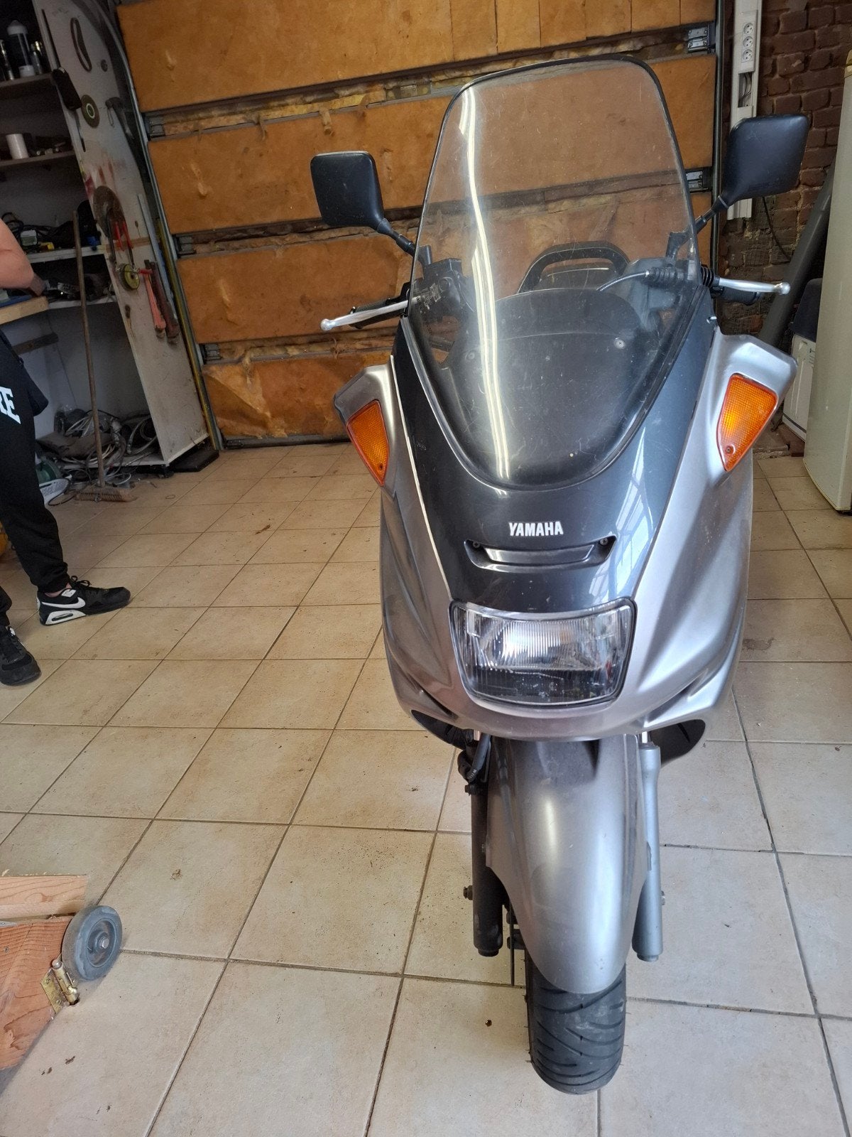 Yamaha Majesty 250, Motoren, Particulier