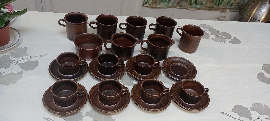 Vintage serviesset van steengoed - Arabia Ruska Style, Ophalen