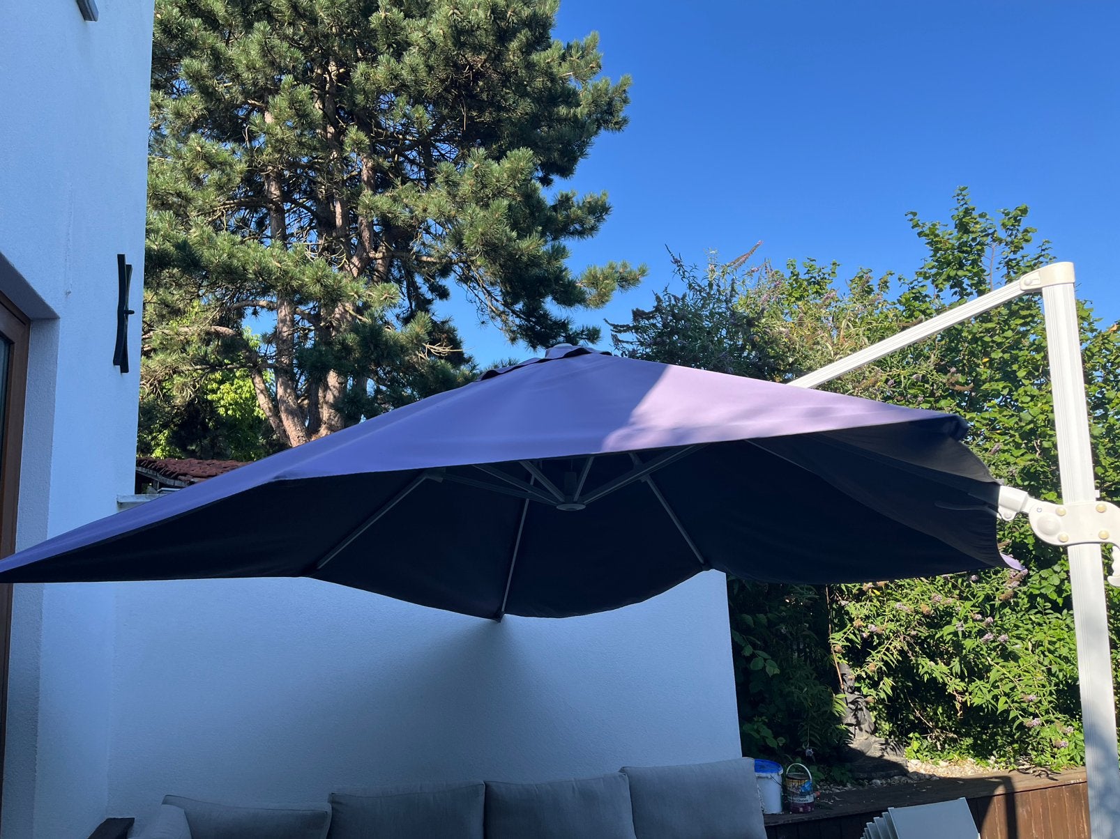 Parasol deporté de 3m sur 3m gris. Sans base, Jardin & Terrasse, Enlèvement, Utilisé