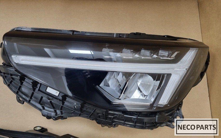 VOLVO XC40 XC 40 FACELIFT FULL LED KOPLAMP 32140402, Gebruikt, -, -, Ophalen of Verzenden
