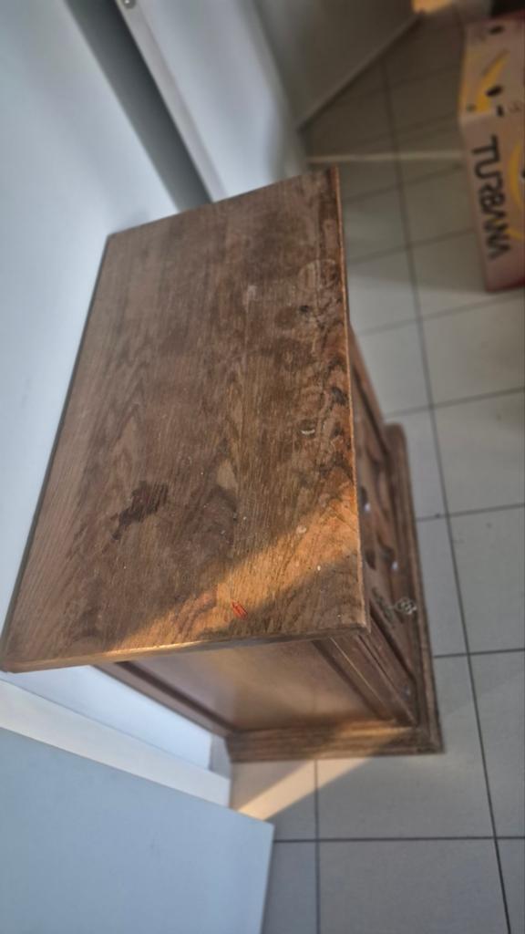 Houten kastje, Ophalen