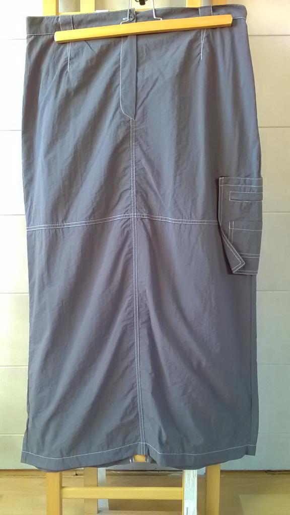 Longue jupe gris foncé Marca 46, Enlèvement ou Envoi, Porté, Marca, Sous le genou