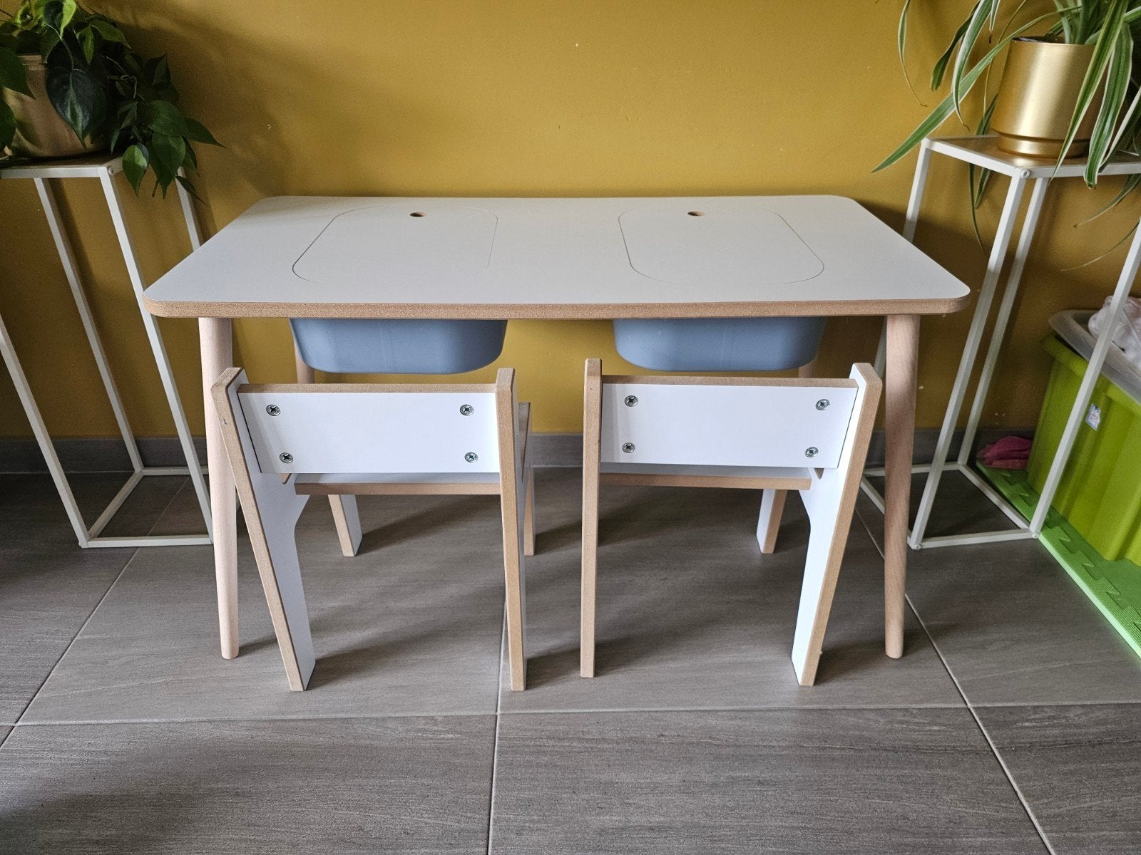 City of wood houten kinderbureau met 2 opberg manden, Kinderen en Baby's, Ophalen