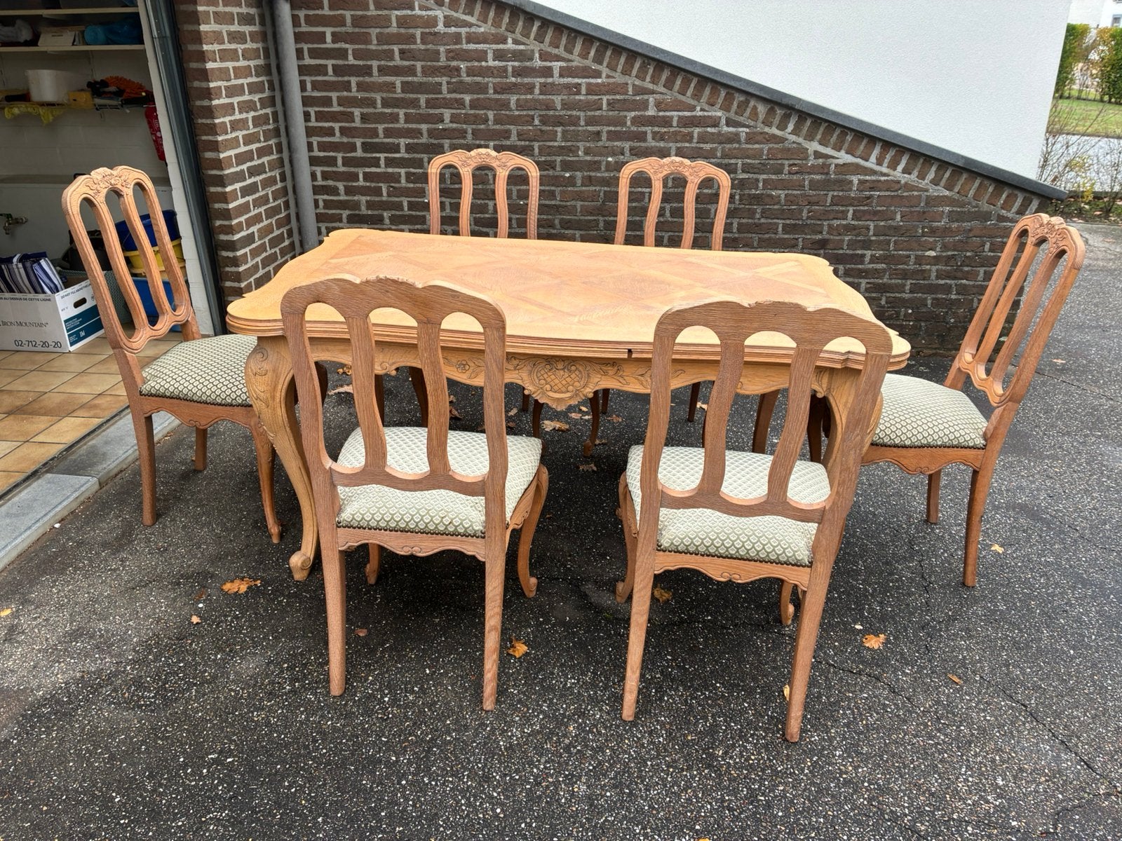 Tafel en stoelen, Ophalen, Gebruikt