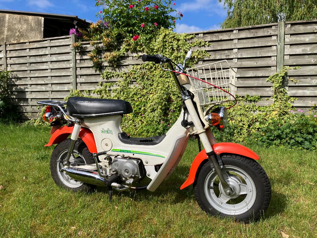 Honda chaly., Fietsen en Brommers, Brommers | Honda, Gebruikt, Overige modellen, Ophalen of Verzenden, Klasse B (45 km/u)