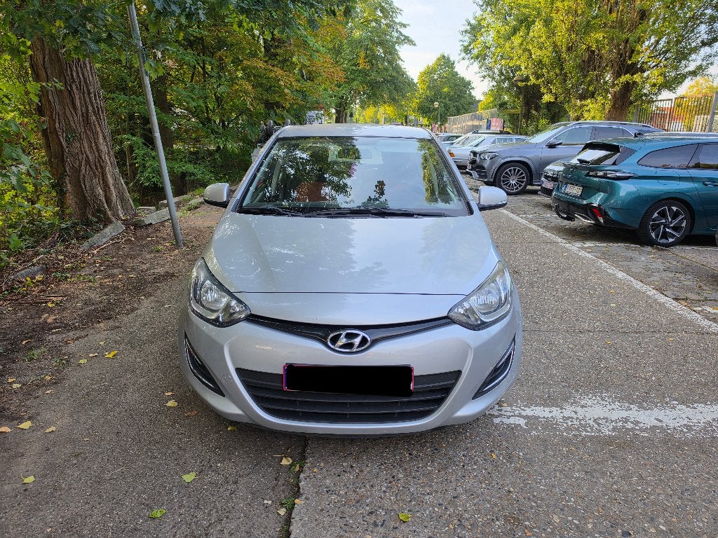 Hyundai I20 - 2014, Autos, 63 kW, Boîte manuelle, Entretenue par le concessionnaire, 5 portes