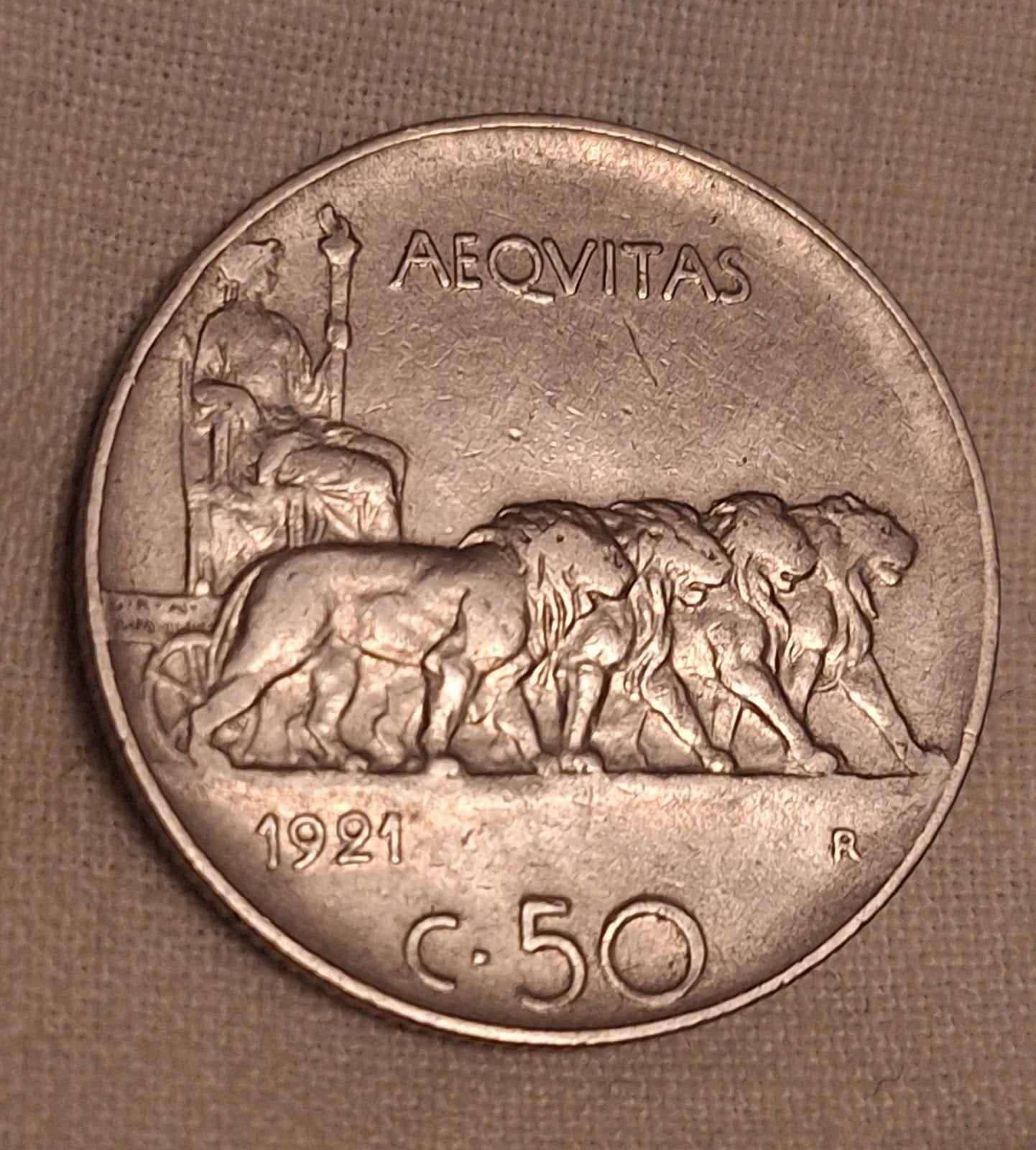 Munt Italië 50 Centesimi 1921 – "Leoni" (Nikkel), Postzegels en Munten, Verzenden, Italië