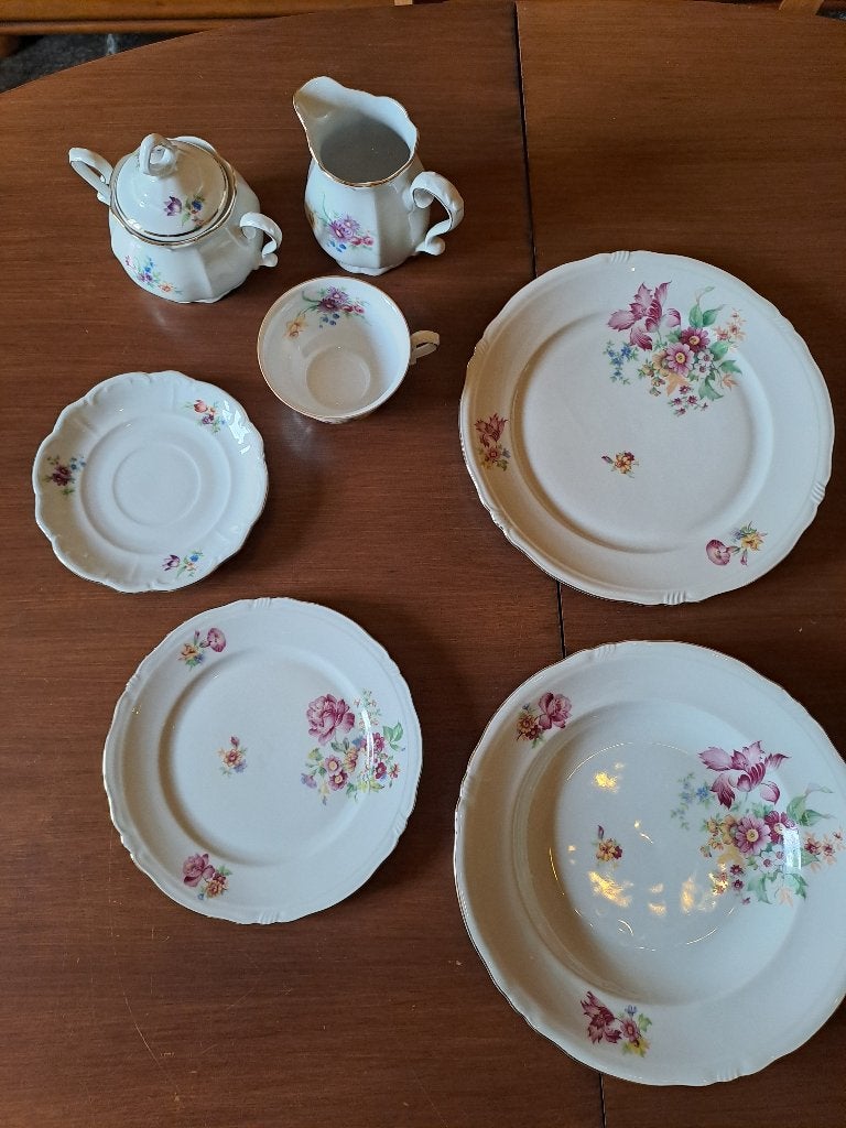 Service vaisselle bareuther, Enlèvement