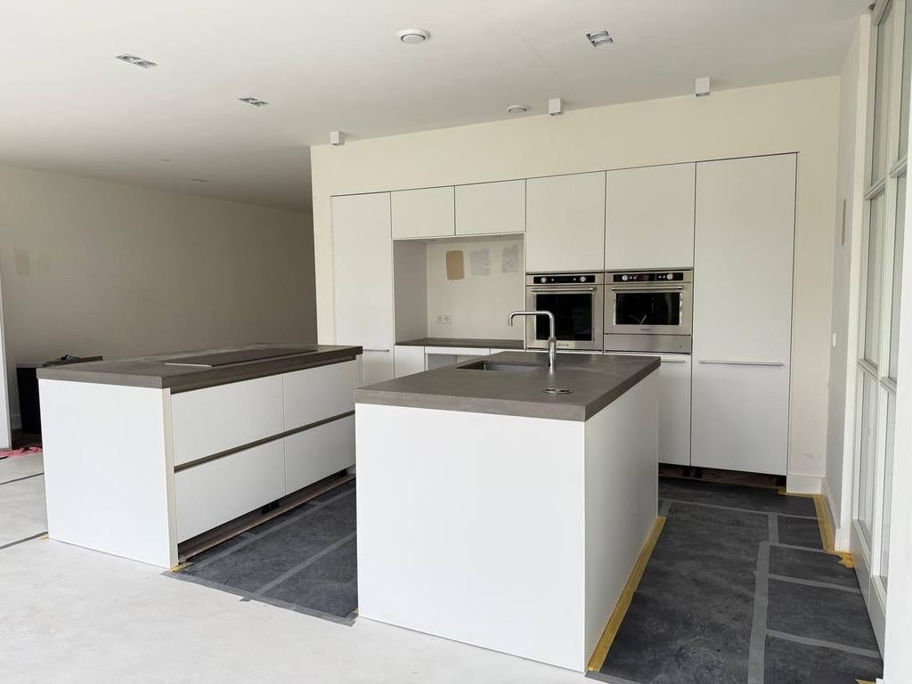 #9 SieMatic uitgeruste keuken met 2 eilanden, Ophalen, Wit, Composiet, Met kookeiland