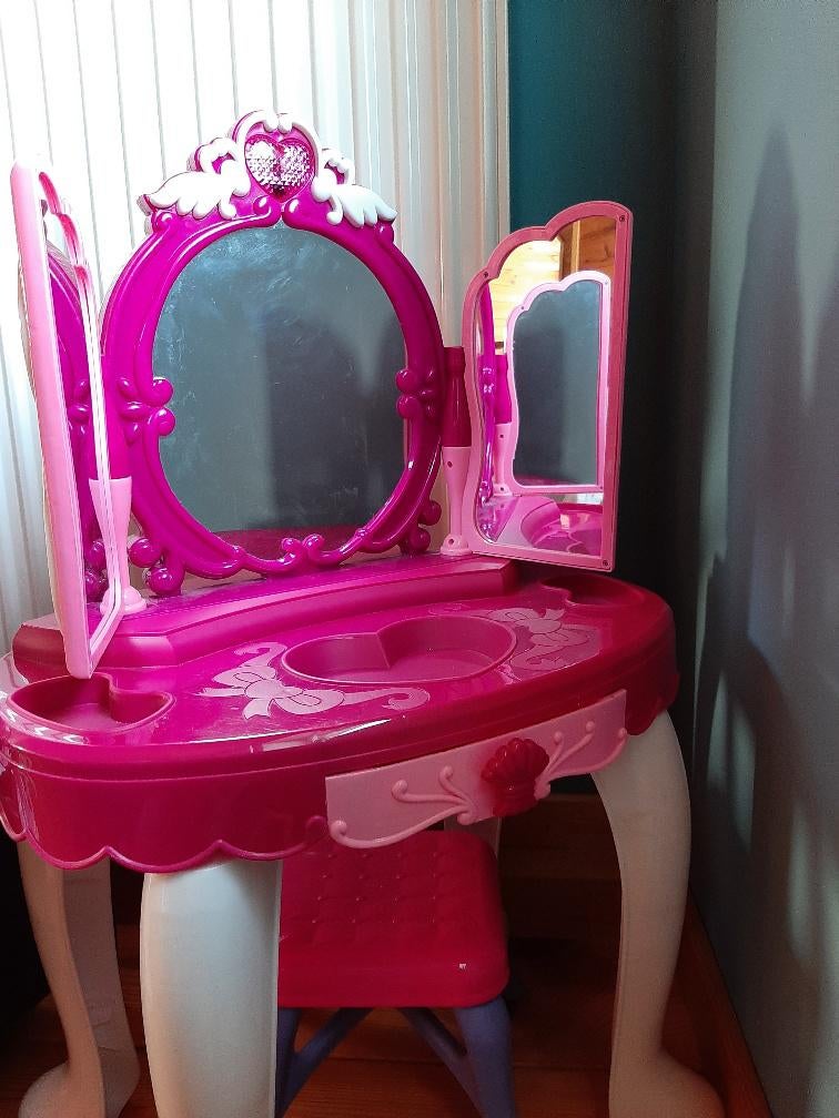 Make-up tafel voor kinderen, Huis en Inrichting, Tafels | Kaptafels, Ophalen, Zo goed als nieuw