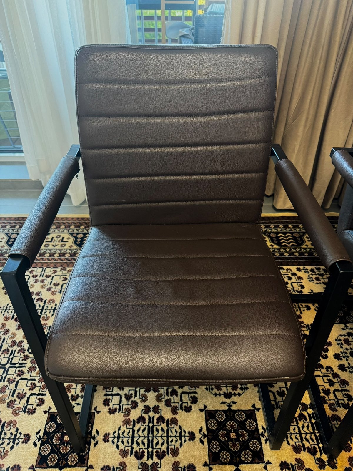 4X stoelen in zeer goede staat, Huis en Inrichting, Ophalen of Verzenden, Zo goed als nieuw