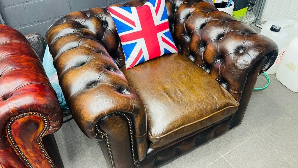 FAUTEUIL CHESTERFIELD BRUN, Maison & Meubles, Enlèvement, Utilisé, Cuir