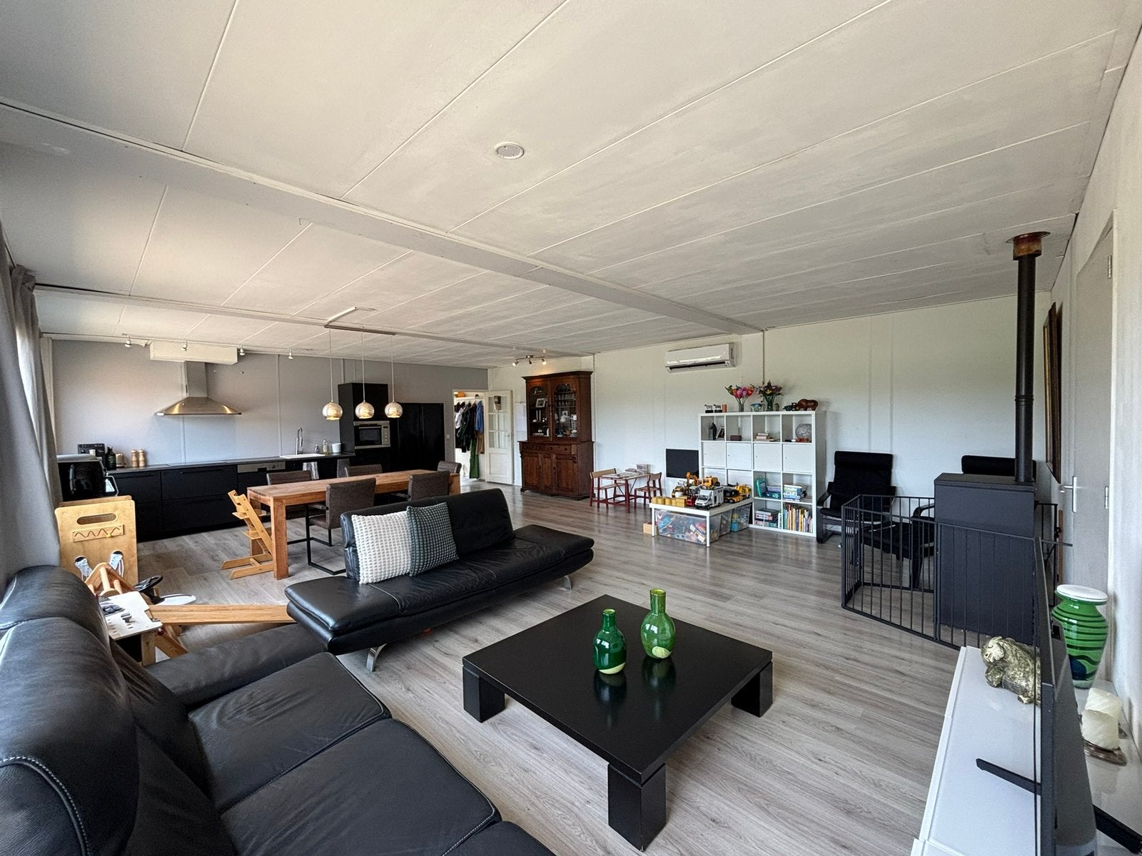 Woonunit / tijdelijke woning 3 slaapkamers 122 m2, Immo