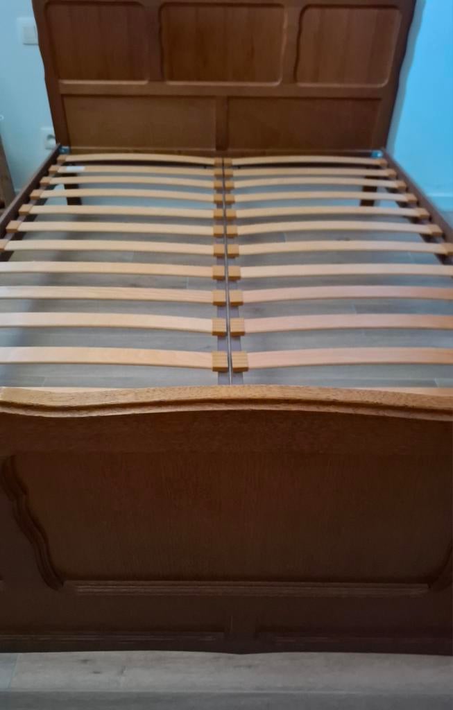 sommier  1 m 40 cm état impeccable, Maison & Meubles, Chambre à coucher | Lits, Enlèvement