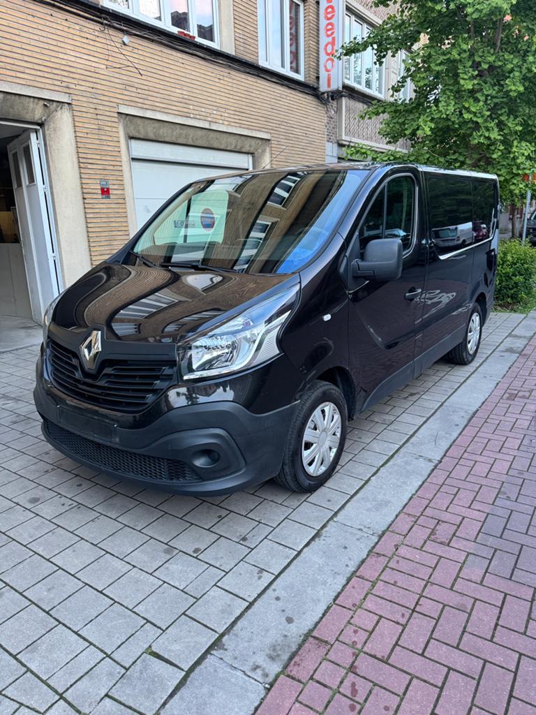 Renault Trafic L1H1 2019 1.6 dci 95 pk, Autos, Bluetooth, Euro 6, Entreprise, Noir