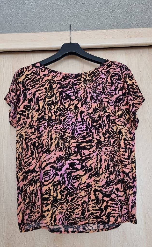 Byoung t-shirt, Kleding | Dames, T-shirts, Ophalen of Verzenden, Nieuw, Maat 38/40 (M)
