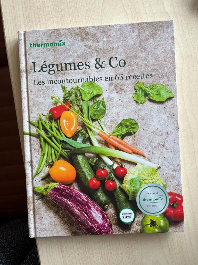 Lot de 13 livres de cuisine avec thermomix, Entrées et Soupes, Enlèvement ou Envoi, Comme neuf, Cuisine saine