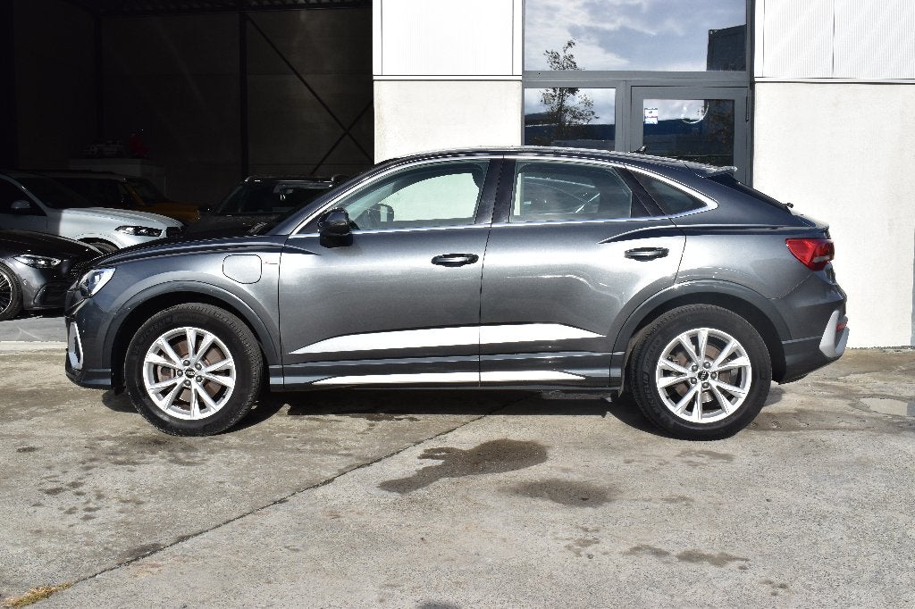 Audi Q3 45 TFSie Sportback S-LINE* 45.000 KM*, Dealer onderhouden, 1498 cc, 4 cilinders, 34 g/km