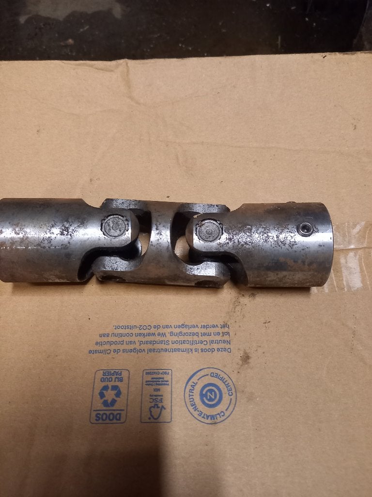 dubbele kruiskoppeling, cardankoppeling, Doe-het-zelf en Bouw, Metalen, Ophalen