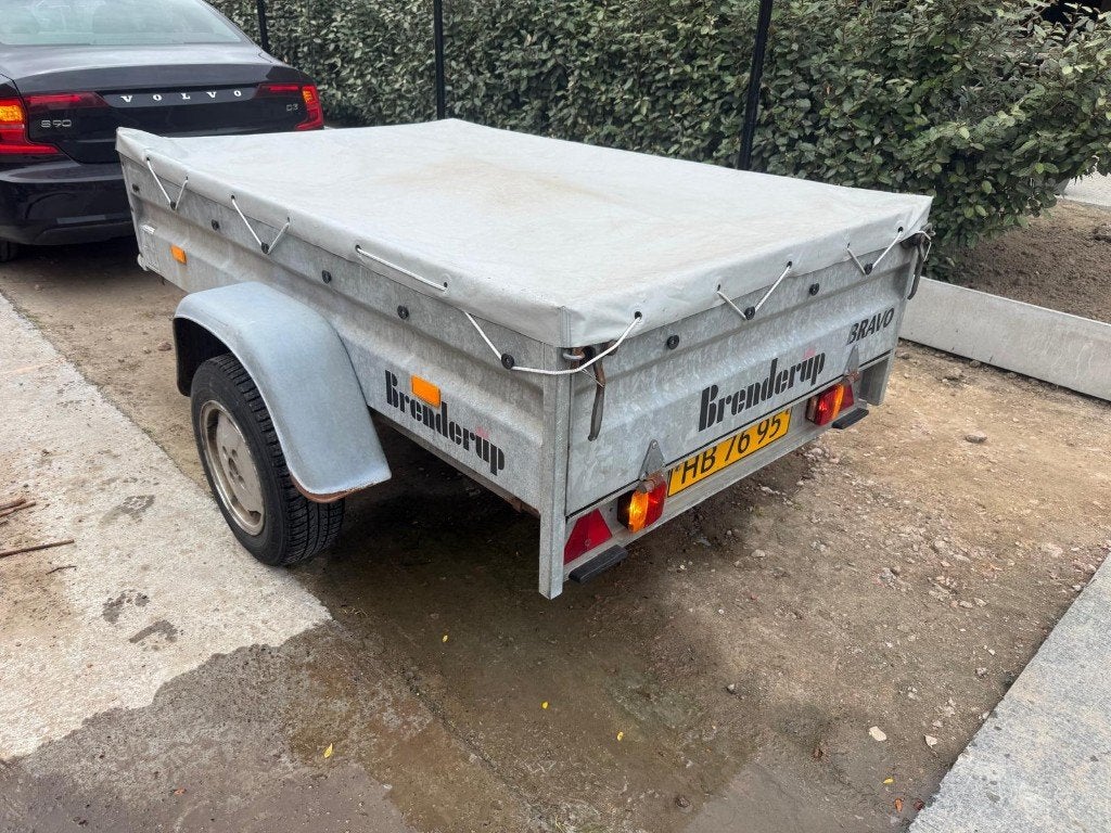 Aanhangwagen Brenderup Bravo, Ophalen, Gebruikt