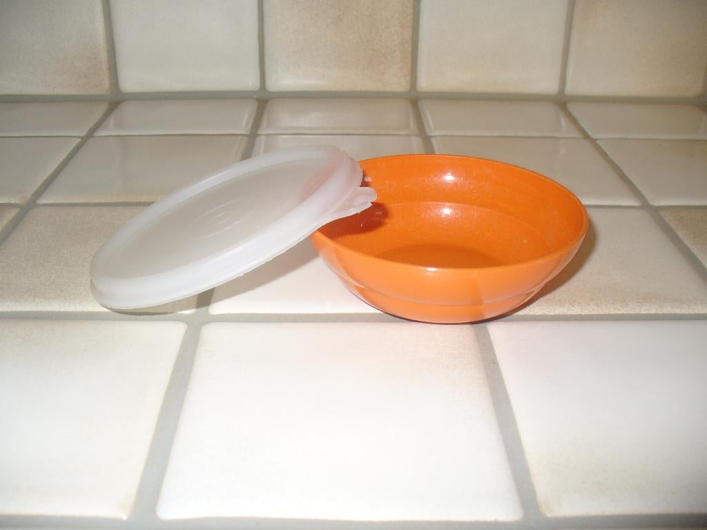 Potje Tupperware met deksel, Ophalen of Verzenden, Gebruikt