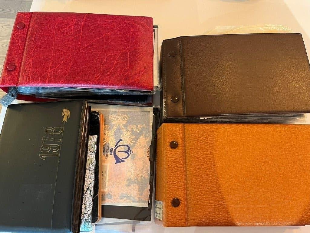 FDC en Kaarten in 4 Volle Mappen, Timbres & Monnaies, Enlèvement ou Envoi