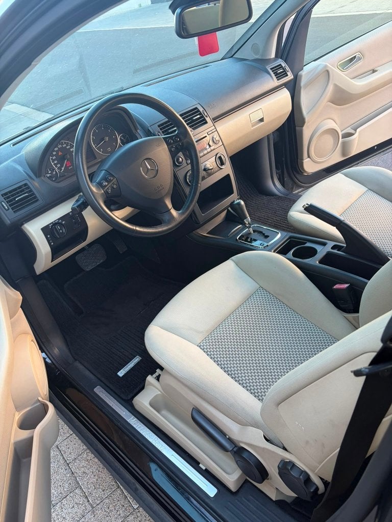 Mercedes A170 1.7 Essence — Export, Autos, Classe A, Achat, Entreprise, Essence
