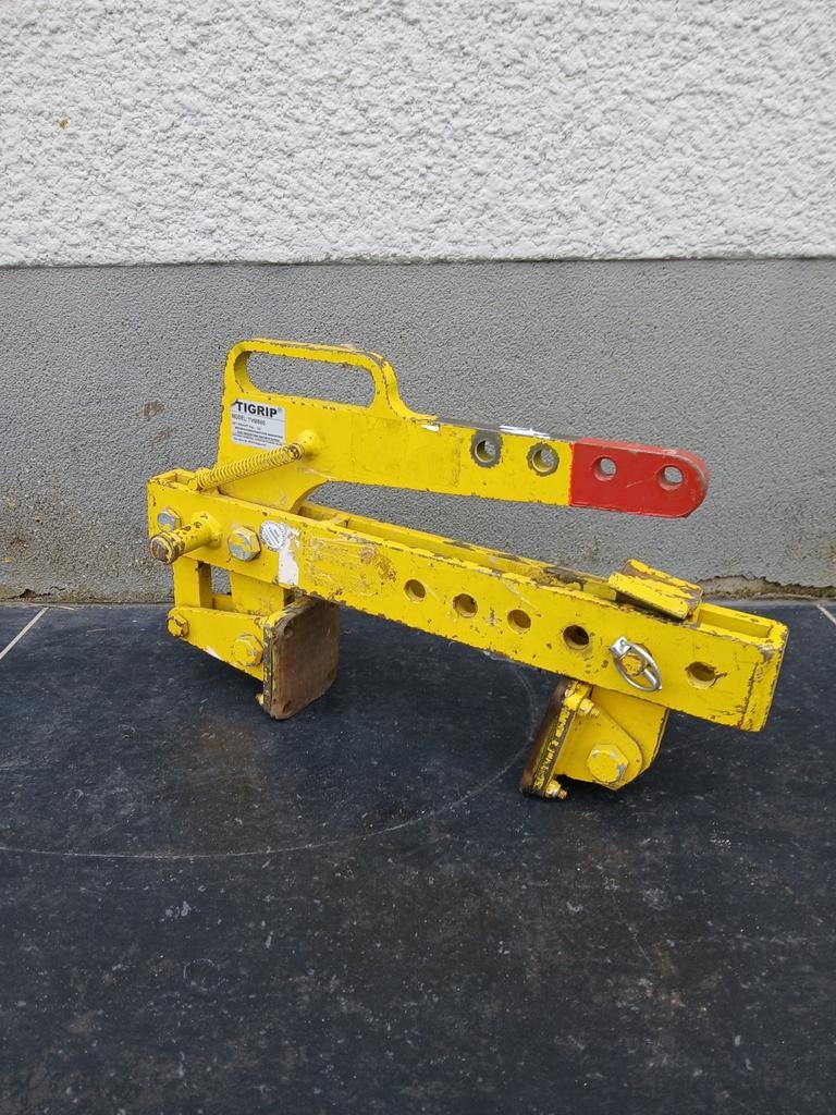 Te huur Machinale hijsklem 0-240mm tot 500kg, Ophalen, Gebruikt