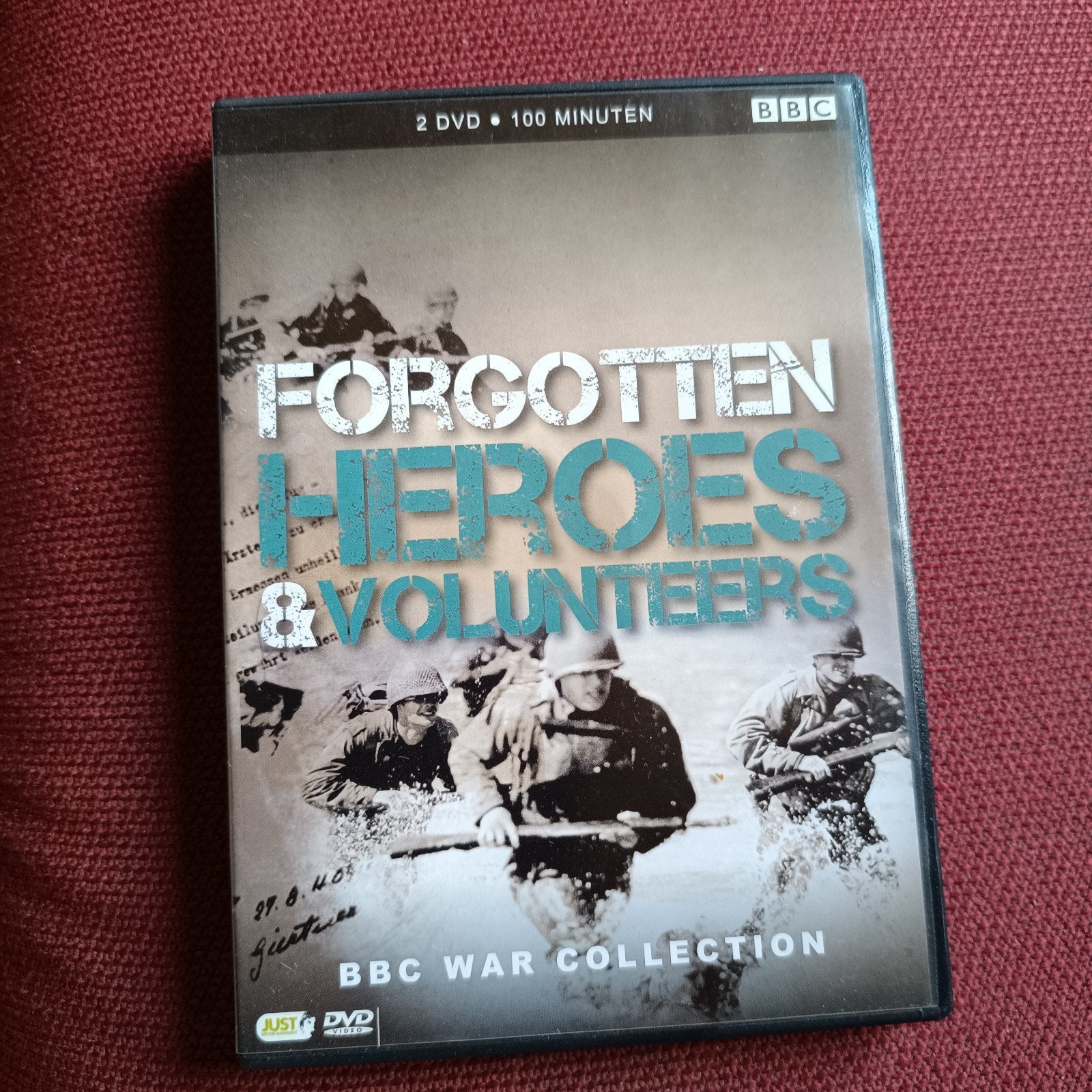 dvd forgotten heroes & volunteers, CD & DVD, DVD | Documentaires & Films pédagogiques, Enlèvement ou Envoi