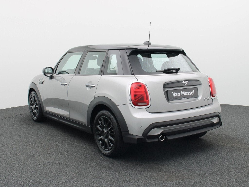 Mini Cooper 5 door COOPER, Auto's, https://public.car-pass.be/vhr/5abcac1f-c09c-446d-a04c-6625a6130096, Stof, Gebruikt, Bedrijf