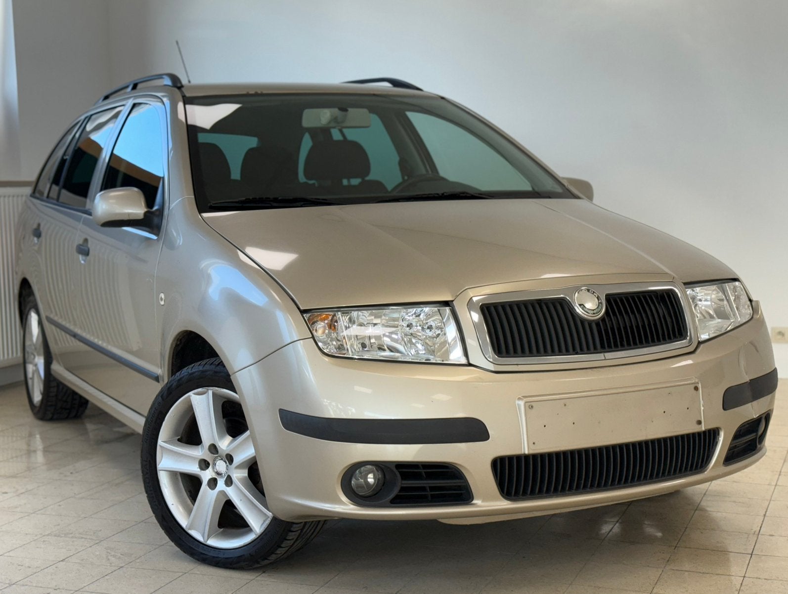 SKODA FABIA 1.4 TDI RSline *PRÊTE À IMMATRICULER* *CARNET*, Autos, Achat, Entreprise, Noir, 5 portes