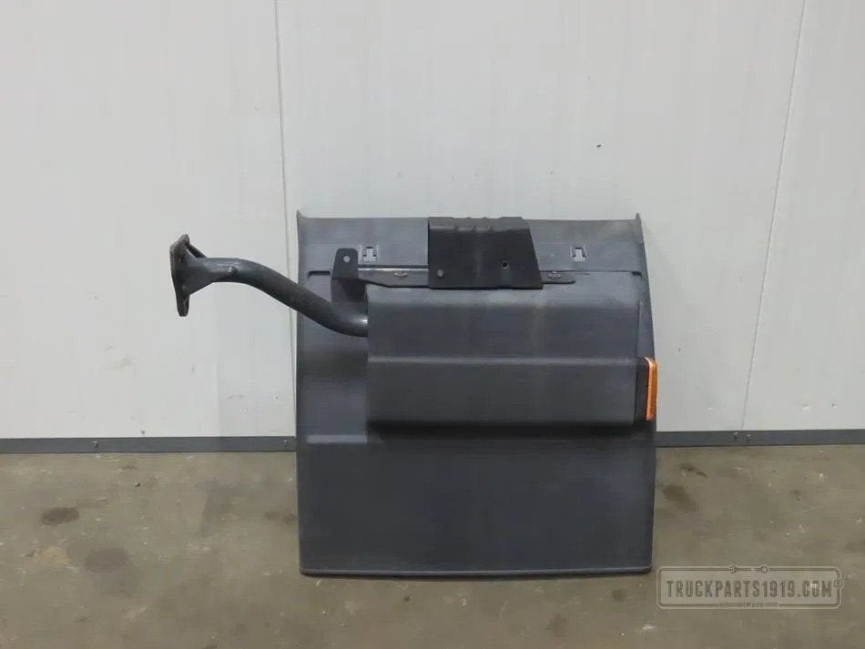 Iveco Body & Chassis Parts Spatbord achter Li. voor Iveco, Auto-onderdelen, Ophalen, Gebruikt, Iveco, Carrosserie en Plaatwerk