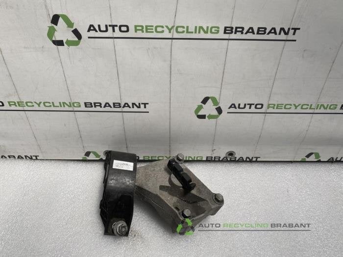 Support moteur d'un Renault Captur, Autos : Pièces & Accessoires, -, 3 mois de garantie, Utilisé, -