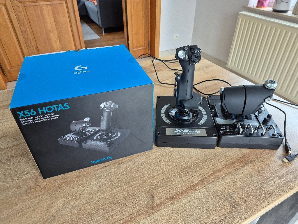 Joystick x56, Ophalen of Verzenden, Zo goed als nieuw, Logitech