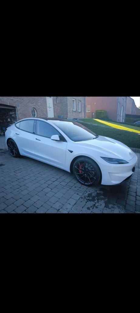 Tesla Model 3 Prestaties 2024, Auto-onderdelen, Banden en Velgen